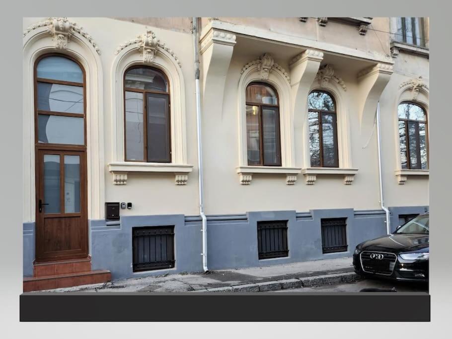 Apartamento 2Br Blue Cloud In The Centre Bucarest Exterior foto